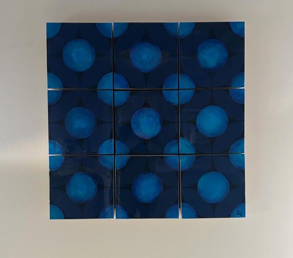 circle fields II (oyster shell blue)
